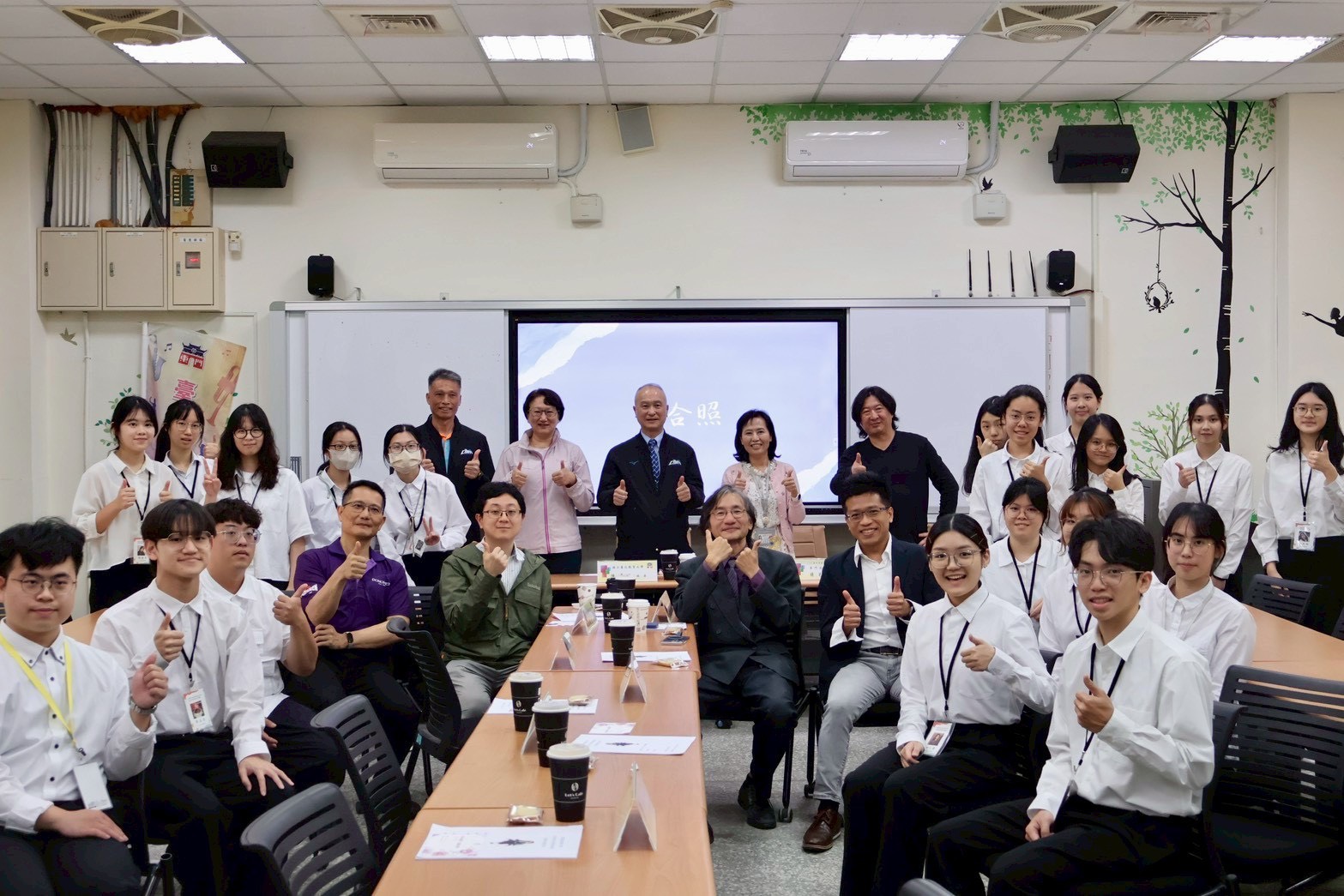 學士班115級駐校三周實習校長與國北教大師長參訪